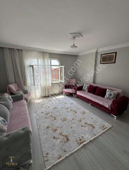 Tekbirden Turgutreis Mahallesinde 4.kat 110m2 Ferah Daire