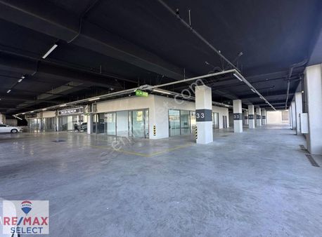 Remax Duygu Ersöz-autogross Giriş,köşe Başı,tem'e Cephe Dükkan