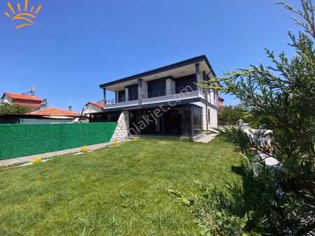 Ayvalık Altınova’da Kum Adaya Komşu Muhteşem Villa!!
