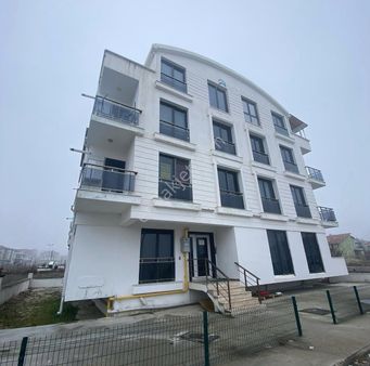 İnal Emlaktan Fevzi Çakmak Mah.’de 2+1 80 M2 Satılık Daire