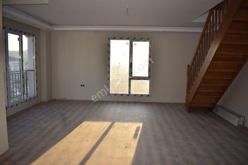 Büyükçekmece Atatürk Mah Sıfır Deniz Manzaralı Lüx 3+2 Dubleks