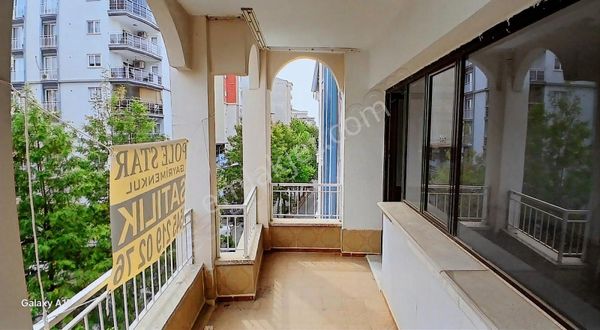 Kelepir Daire:yenilenmiş Yer Döşemeler Ve Boyalı