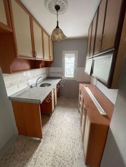 Satılık 2+1 Masrafsız 3 Katlı 3 Katı Belediye Evlerin De 2000000 Tl..