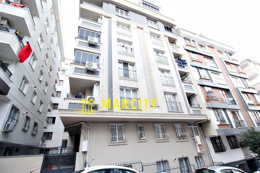 Marcity'den Mahmutbey Cad.yakını 3 Yıllık Binada 1+1 Daire