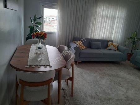 Satılık Yüksek Catı Kat Daire Sultangazi Cebeci Mah Kartal Emlaktan 2+1 1 .10m2