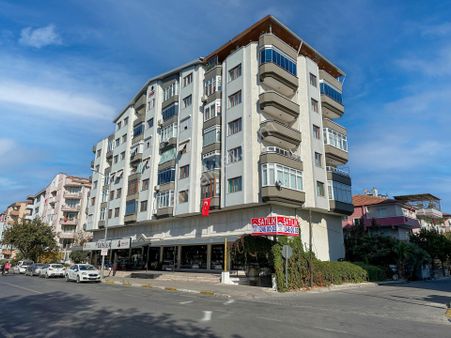 Era Söz Den Bahçelievler Mh Satılık 460 M² Depo