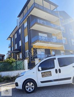 Yüzme Havuzu Arkasında 4+1 Dubleks