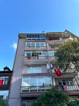 Kuzguncuk Yakını İcadiye De 2+1 Manzaralı