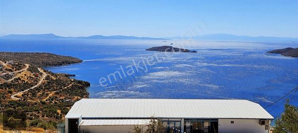 Acil Satılık Dikili Çandarlıda Deniz Manzaralı,642m² İmarlı Arsa