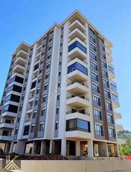 2k Emlaktan Dolunayda Deniz Manzaralı Sıfır 3+1 Satılık Daire