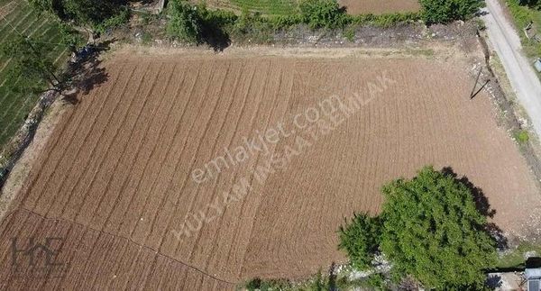 Nif Mahallesi Merkezi Konumda Satılık Arazi