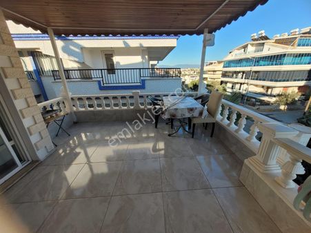 Didim İdeal Konumda Mustakil Havasında Satılık Bakımlı Dubleks Daire