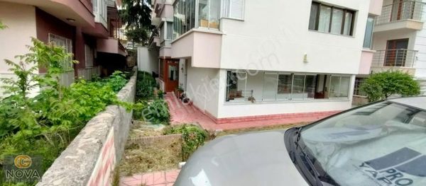 Cg Nova'dan Maltepe'de Bakımlı Bahçekatı