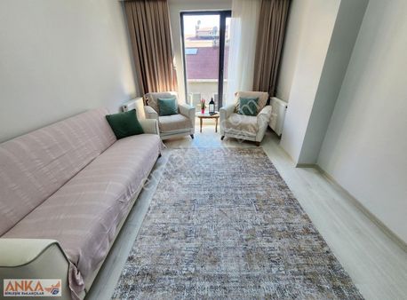 Anka'dan Libadiye Cad. Bir Dakika Mesafede Sıfır Ayarında 2+1