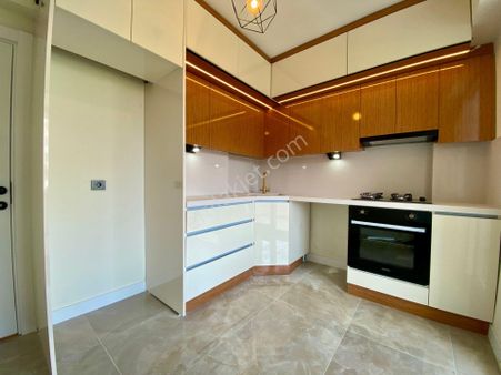 Akçay Sezgin Emlaktan Ara Kat & Ön Cephe Ayrı Mutfak Konsept 3+1