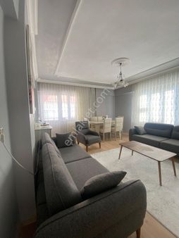 İ&s Gayrimenkul Den Satılık 3+1 Büyük Salonu Olan Odaları Devasa Lüks Ve Ferah Bir Daire