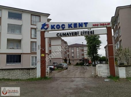 Global Gayrimenkul'den Site İçi Satılık Geniş Daire