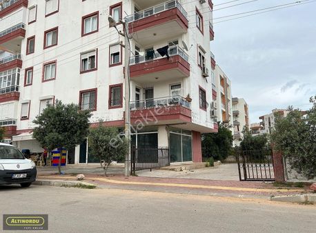 Okul Sahası Karşısı Hazır Kiracılı Yatırıma Açık Dükkan