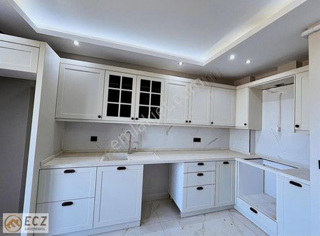 Ecz Gayrimenkul Den Satılık 2+1 Daire İstasyon Mh Alaşehir