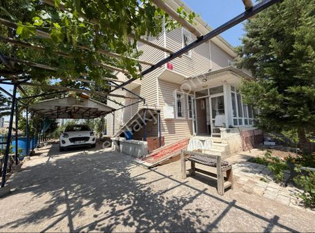 Mmg Gayrimenkul'den Törekent Mahallesi Cadde Üzeri 3+1 Müstakil