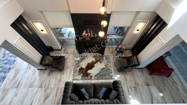 Denizli Merkezefendi Servergazi Satılık 6+2 Havuzlu Villa