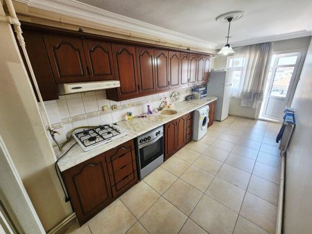 Furkan Emlaktan Rasathane Mah 8.kat 3+1 150m2 Asansörlü Dış Cepheli Krediye Uygun Fırsat Daire