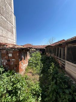 Manisa Ahmetli Zafer Mahallesinde 166m² Müstakil Ev Satılık