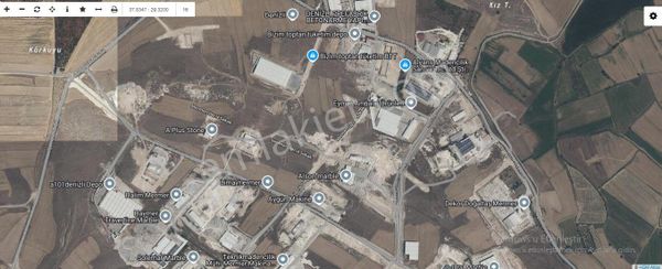 Honaz Dereçiftlikte Satılık 5000 M2 Sanayi Arsası