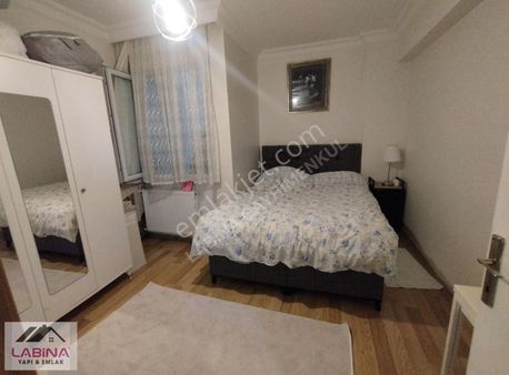 Labina'dan Hakan Caddesine Yakın Satılık 2+1 100m² Bahçekat