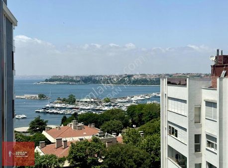 Büyük Fenerbahçe Apartmanında Manzaralı Geniş Boş 3+1 Daire