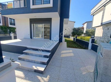 İzmir Seferihisar Doğanbey De Satılık 3+1 Villa
