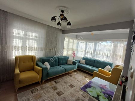 Emin Emlak Satıyor... Mahmudiye Mah. Satılık Ara Kat Daire