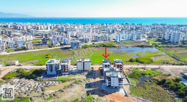 Yol Cephe 1+1 Satılık Daire