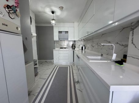 Cihandan Demirdağ Ve Erol Kaya Cadde Paraleli Yapılı Geniş 4+1