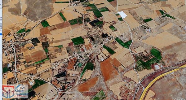 Büyük Tuzhisarda Satılık Ahır Yapmaya Müsait Tarla