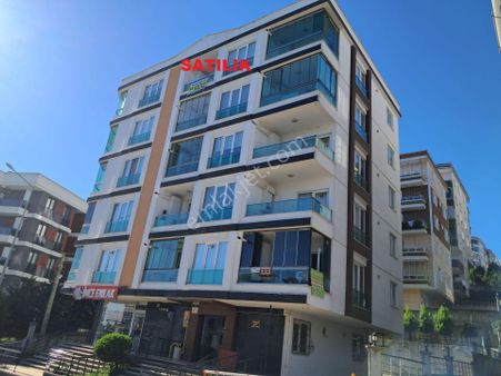 Samsun Atakum Körfezde 1+1 Tramvaya Cephe Deniz Manzaralı Eşyalı Satılık Daire