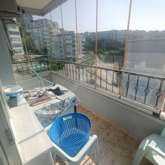 Ena Group Bursa Mudanya Güzelyalı'da Merkezde Düz Ayak Deniz Manzaralı 3+1 Satılık Daire