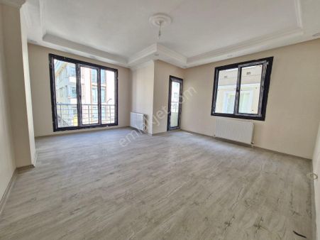 Adress'ten Kanarya Mah. Satılık Ön Cephe 80 M2 2+1 Sıfır Arakat