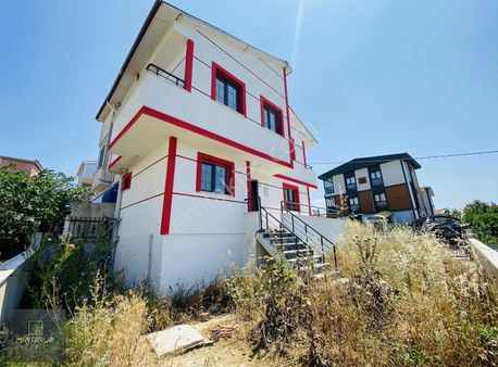 ▃▅▇mia Grup▇▅▃ Merkezi Konum , Geniş Bahçeli 3+1 Villa !