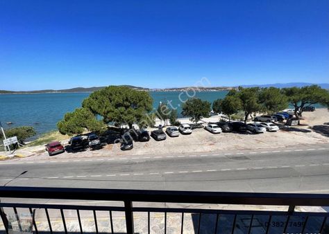 Balıkesir Ayvalık Camlık Ta Satılık Daire.denize Sıfır