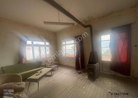 Balıkesir Ayvalık Merkez De Satılık 2. Kat Daire.