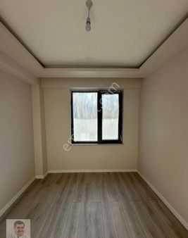 Van İpekyolu Hafiziye Mahalesi'nde İlhami Çakırtaş Emlak A.ş'den Sıfır 2+1 Satılık Daire