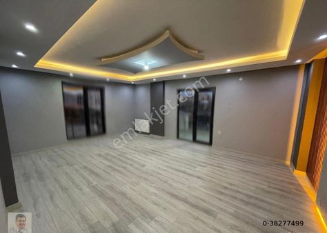 Van İpekyolu Selimbey Mahalesi'nde İlhami Çakırtaş Emlak A.ş'den Site İçi Geniş 4+1 Lüks Daire