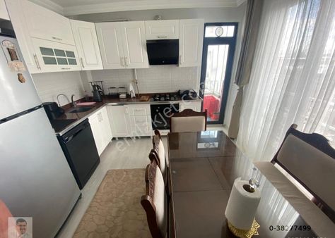 Van İpekyolu Cumhuriyet Mahallesi' Nde İlhami Çakırtaş Emlak A.ş.'den Satılık 130 M2 2+1 Daire