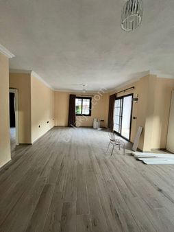 Turgut Merkez'de Sıfır Binada Giriş Kat 2+1 Daire – Kiralık!