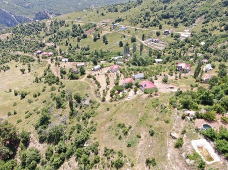 Alanya Özvadi Yaylasında Satılık Yerleşim İçerisinde Tarla