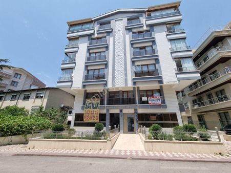 Kardeşler'de 4+1+kiler G.odalı 3.banyolu Çift Girişli Dubleks Sıfır Kapalı Garajlı