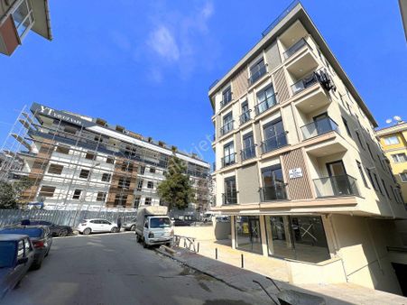 ▃birikim▃ Küçükyalı'da Kısmi Deniz Manzaralı Ön Cephe 3+2 Dublex