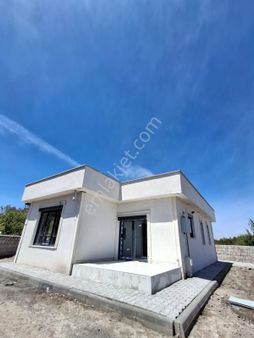 Fatma Ülken Gayri Menkulden Gesi De İldeme 3 Km 2+1 Satilik Villa