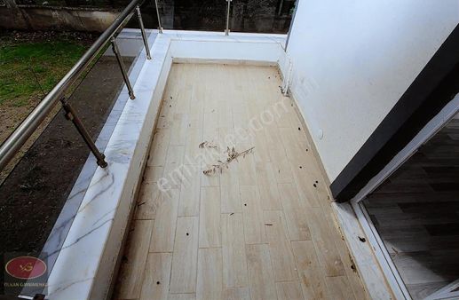 Altınoluk 'ta *sıfır* Denize Yakın Çift Balkonlu / Satılık Daire